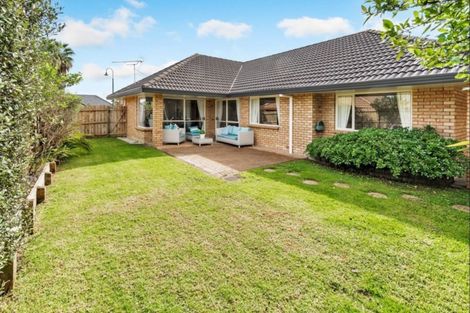 Photo of property in 8 Glencullen Place, Dannemora, Auckland, 2016