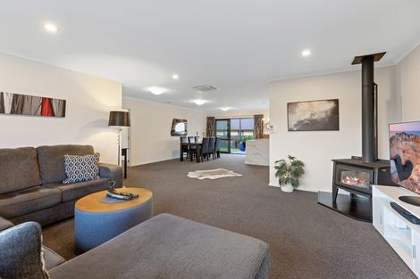 Photo of property in 4 Bryan Gallagher Place, Welcome Bay, Tauranga, 3175
