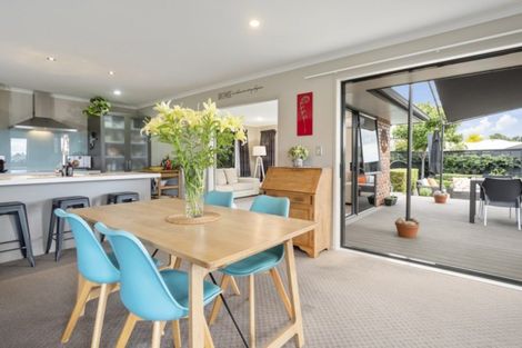 Photo of property in 2 Lochay Place, Pyes Pa, Tauranga, 3112