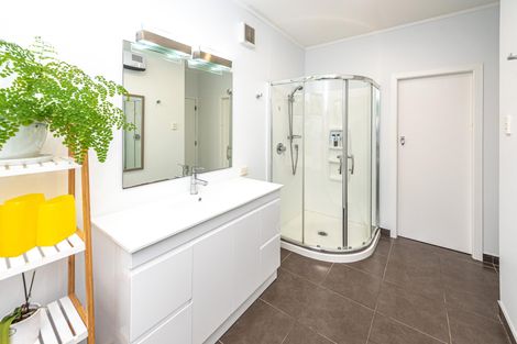 Photo of property in 22 Bristow Street, Saint Johns Hill, Whanganui, 4501