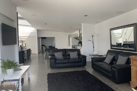 Photo of property in Bayview Apartments, 4/362 Lake Terrace, Two Mile Bay, Taupo, 3330