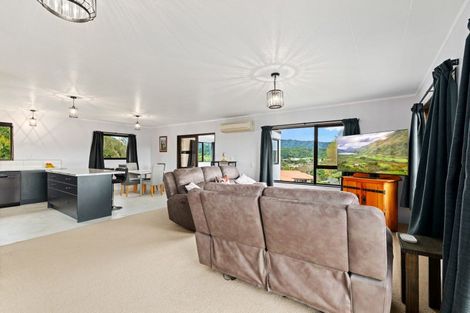 Photo of property in 6 Moana View Road, Waikawa, Picton, 7220