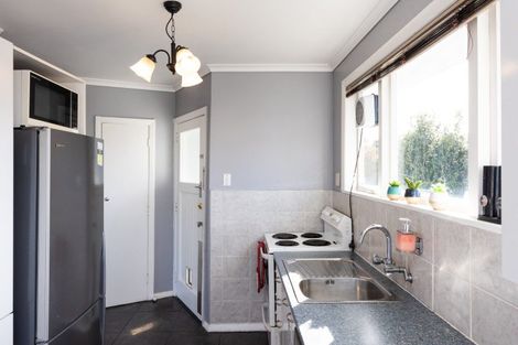 Photo of property in 41 Holdsworth Avenue, Milson, Palmerston North, 4414