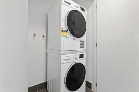 Photo of property in 2h/4045 Great North Road, Glen Eden, Auckland, 0602