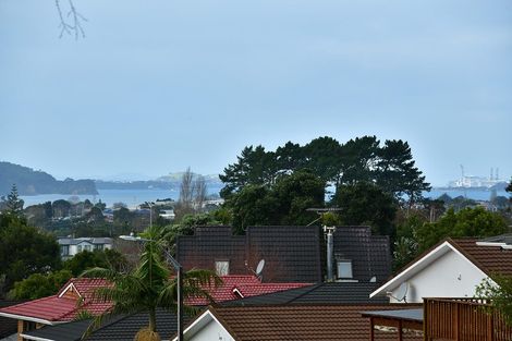 Photo of property in 16 Petrel Place, Massey, Auckland, 0614