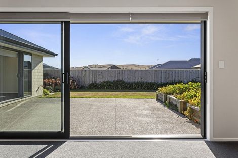 Photo of property in 15 Johnson Avenue, Amberley, 7410