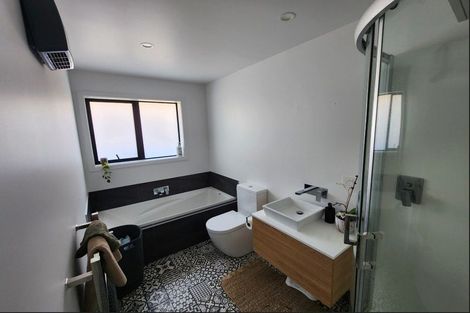 Photo of property in 20 Isleworth Road, Bishopdale, Christchurch, 8053