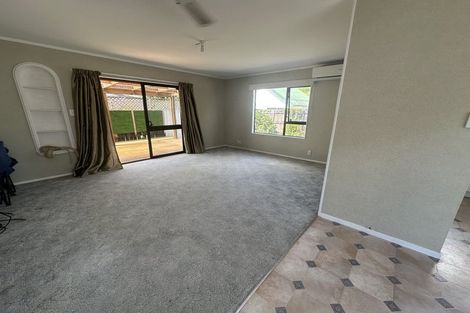Photo of property in 91b Oakfield Crescent, Pukete, Hamilton, 3200