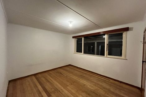 Photo of property in 20 Ribblesdale Road, Henderson, Auckland, 0612