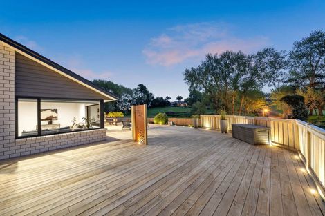 Photo of property in 11 Meadowbrook Place, Buckland, Pukekohe, 2677