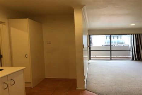 Photo of property in 5c/30 Westward Ho, Glen Eden, Auckland, 0602