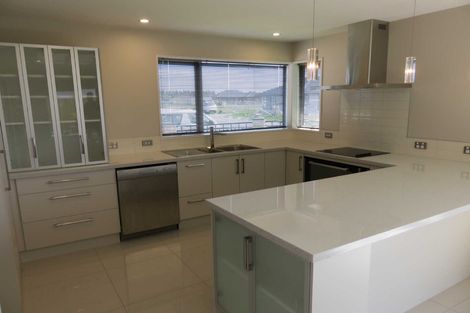 Photo of property in 51 Dow Square, Wigram, Christchurch, 8025