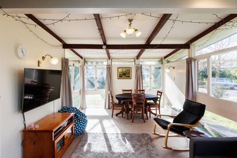 Photo of property in 37 Montgomery Terrace, Hokowhitu, Palmerston North, 4410