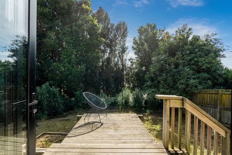 Photo of property in 2/20 Celeste Place, Totara Vale, Auckland, 0627