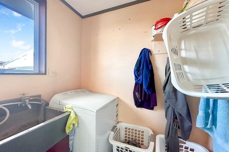 Photo of property in 33 Raupo Street, Castlecliff, Whanganui, 4501