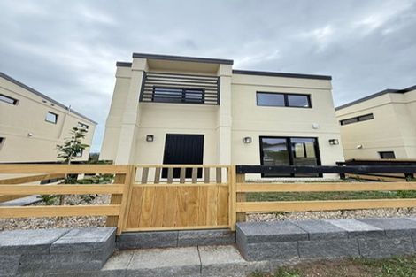 Photo of property in 86 Tiriwa Drive, Massey, Auckland, 0614