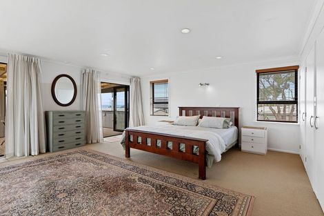 Photo of property in 988 Papamoa Beach Road, Papamoa Beach, Papamoa, 3118