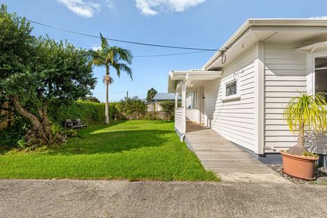 Photo of property in 8 Argyle Street, Waipu, 0510