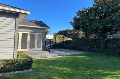 Photo of property in 57 Hawford Road, Opawa, Christchurch, 8023