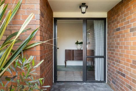 Photo of property in 12 Kingsgate Row, Havelock North, 4130