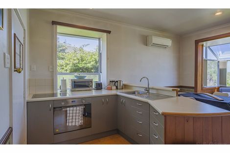 Photo of property in 37 Hill View Crescent, Highfield, Timaru, 7910
