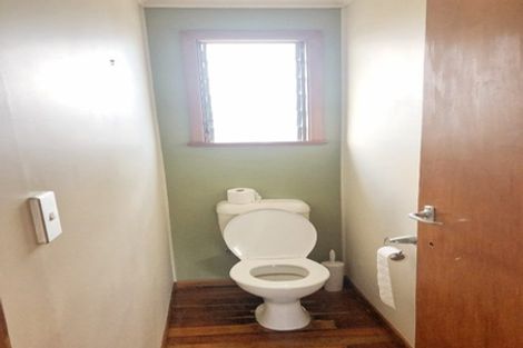 Photo of property in 4 Beverly Place, New Lynn, Auckland, 0600