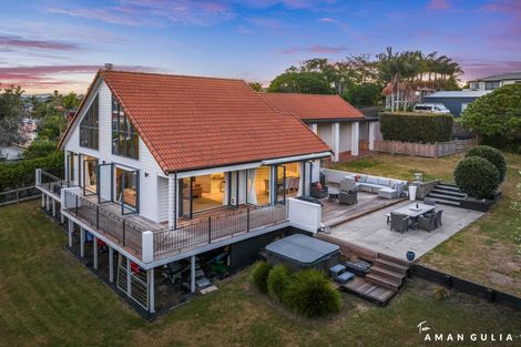 Photo of property in 86a Wiseley Road, West Harbour, Auckland, 0618