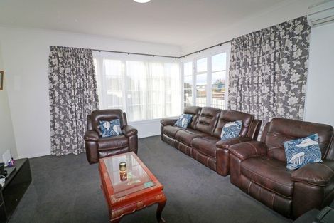 Photo of property in 6 Swinburn Street, Dannevirke, 4930