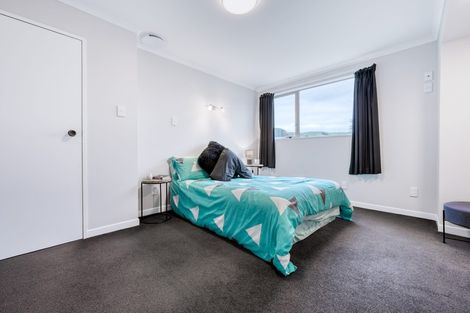 Photo of property in 94 Taylor Terrace, Tawa, Wellington, 5028