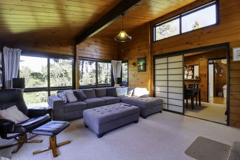 Photo of property in 5 Fernwood Place, Fitzherbert, Palmerston North, 4410