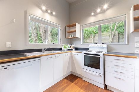 Photo of property in 6 Menin Road, Raumati South, Paraparaumu, 5032
