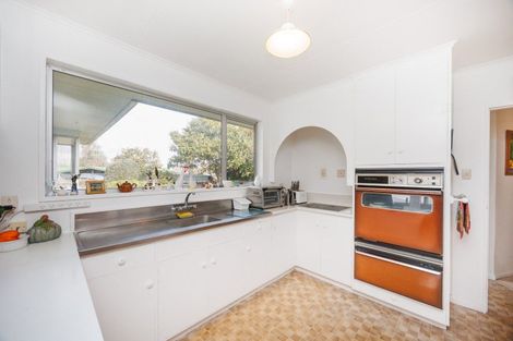 Photo of property in 3 Dalzien Place, Feilding, 4702