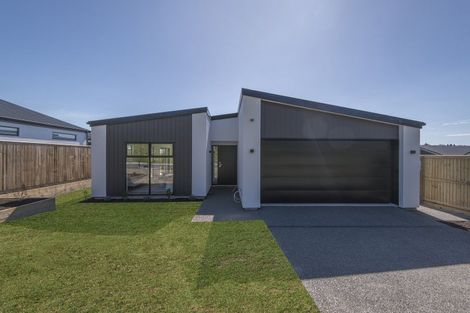 Photo of property in 11 Withers Crescent, Halswell, Christchurch, 8025