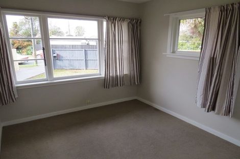 Photo of property in 53 Hudson Street, Bryndwr, Christchurch, 8053