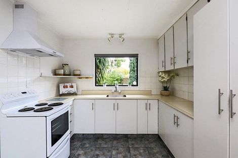 Photo of property in Hawkes Bay Furniture Co, 7 Martin Dale, Raureka, Hastings, 4120