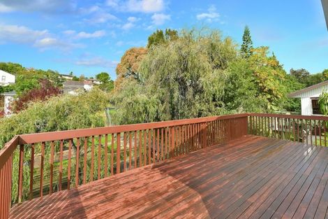 Photo of property in 2/28 Scarlock Avenue, Browns Bay, Auckland, 0630