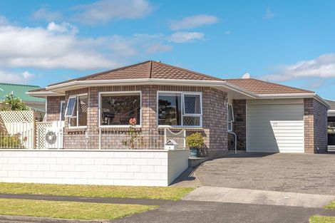 Photo of property in 6 Waharua Place, Tawhero, Whanganui, 4501