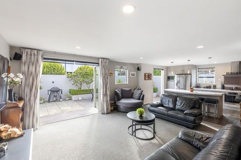Photo of property in 28 Mayfair Street, Riccarton, Christchurch, 8011
