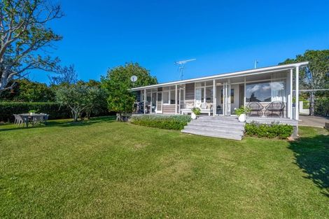 Photo of property in 41 Seymour Road, Mellons Bay, Auckland, 2014
