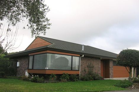 Photo of property in 4 Olive Grove, Highbury, Palmerston North, 4412