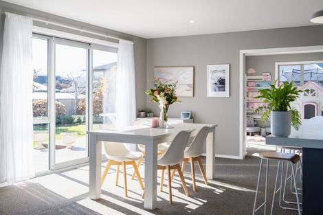 Photo of property in 27 Heathfield Drive, Mosgiel, 9024