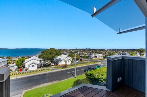 Photo of property in 11 Katui Street, Castor Bay, Auckland, 0620