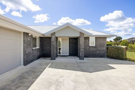 Photo of property in 81 Jarrett Terrace, Leamington, Cambridge, 3432