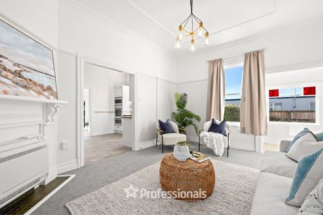 Photo of property in 17 William Street, Petone, Lower Hutt, 5012