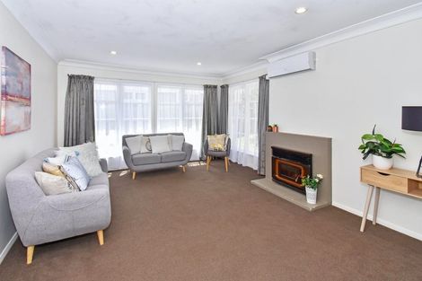 Photo of property in 16 Buller Crescent, Manurewa, Auckland, 2102