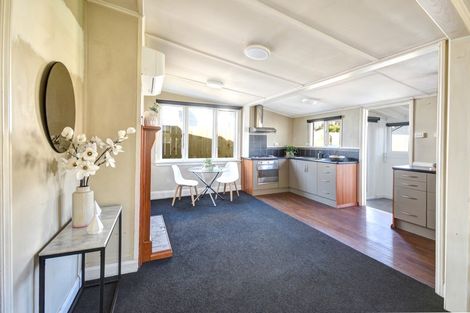 Photo of property in 19 Richmond Street, Forbury, Dunedin, 9012