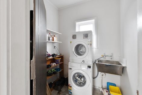 Photo of property in 36 Cuba Street, Marton, 4710