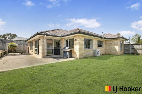 Photo of property in 15 Ribbonwood Close, Te Kauwhata, 3710