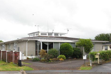 Photo of property in 13 Marybeth Place, Rosehill, Papakura, 2113