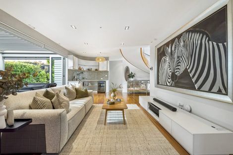 Photo of property in 17a Waitemata Road, Hauraki, Auckland, 0622